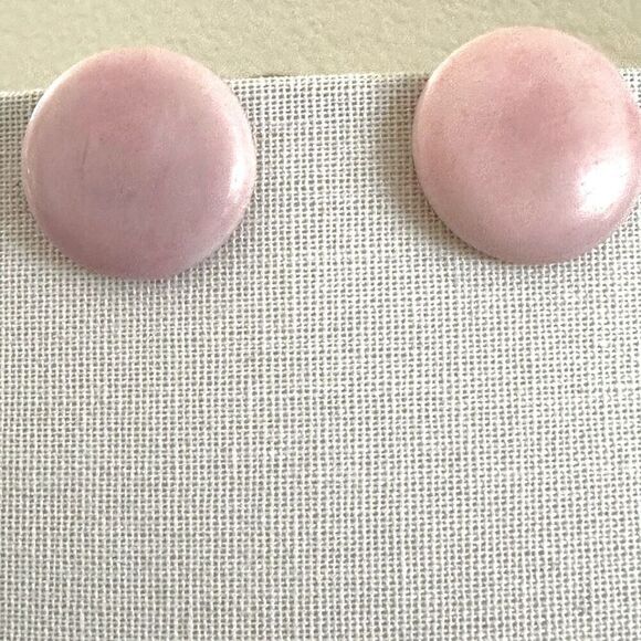 Pink circle clip on earrings - Picture 1 of 7